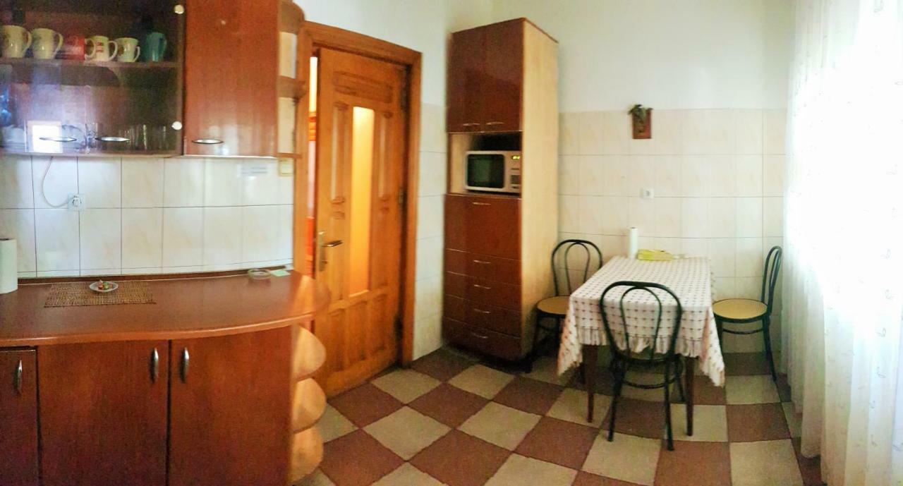 Vila Cornea Apartment คอนสตันซา ภายนอก รูปภาพ